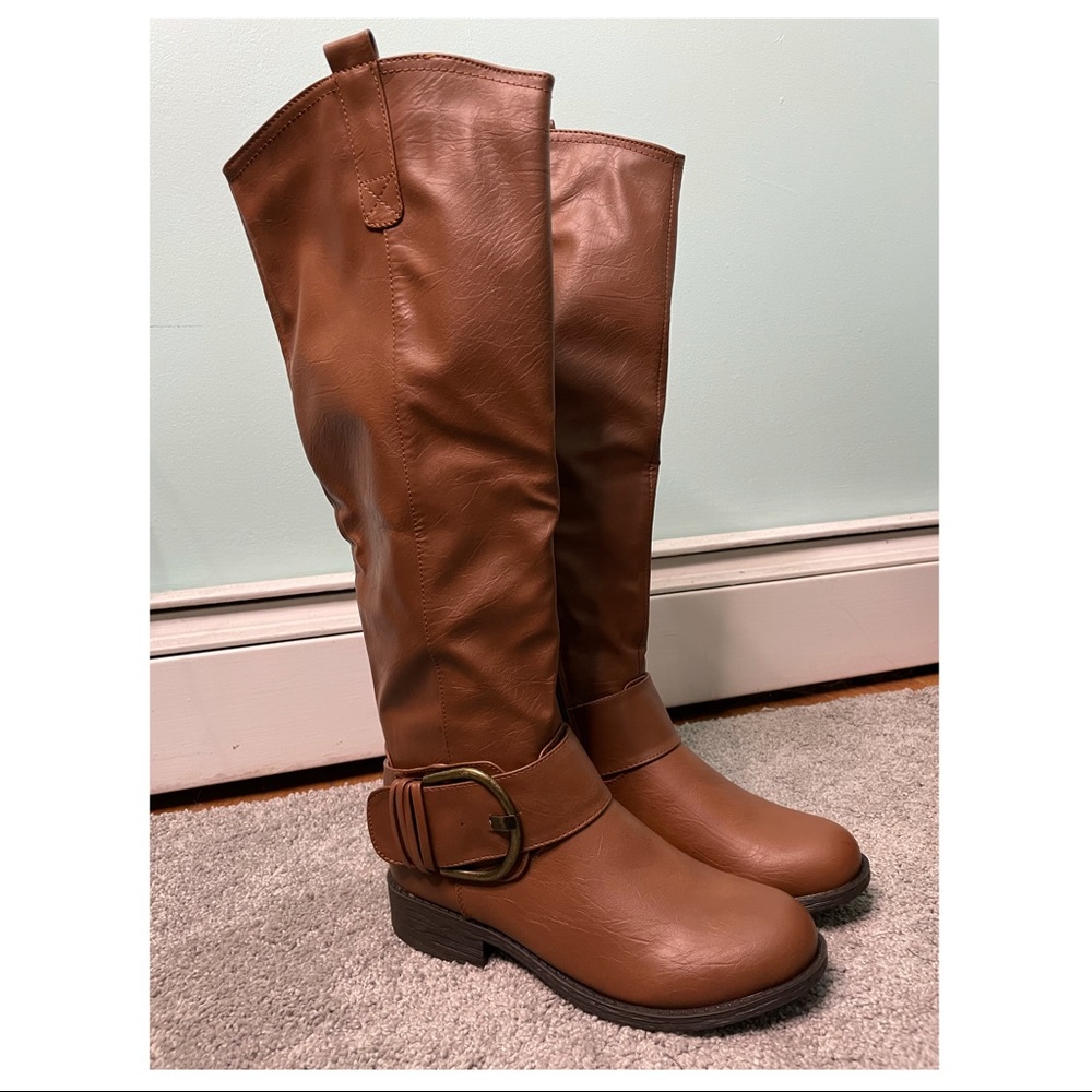 ANNA Brown Boots - Size 8